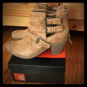 BRAND NEW Guess Booties